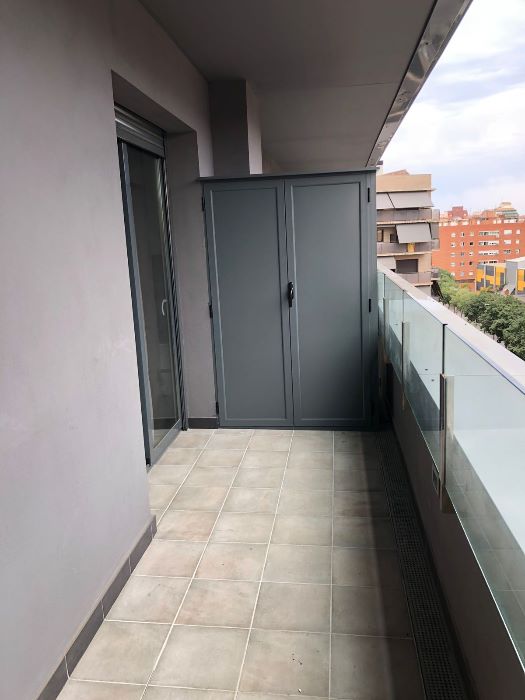 AR30 Armario exterior para una terraza de Sabadell